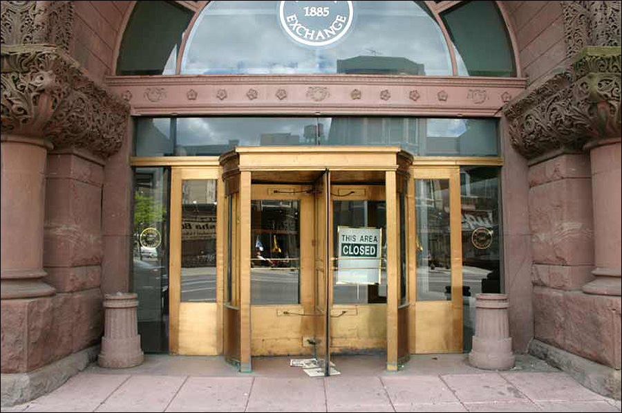 LILEKS (James) Minneapolis Lumber Exchange